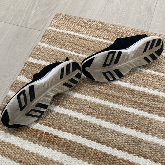 🌊APL TechLoom Phantom Women’s size 10 Black Sneakers🌊 - Picture 5 of 7